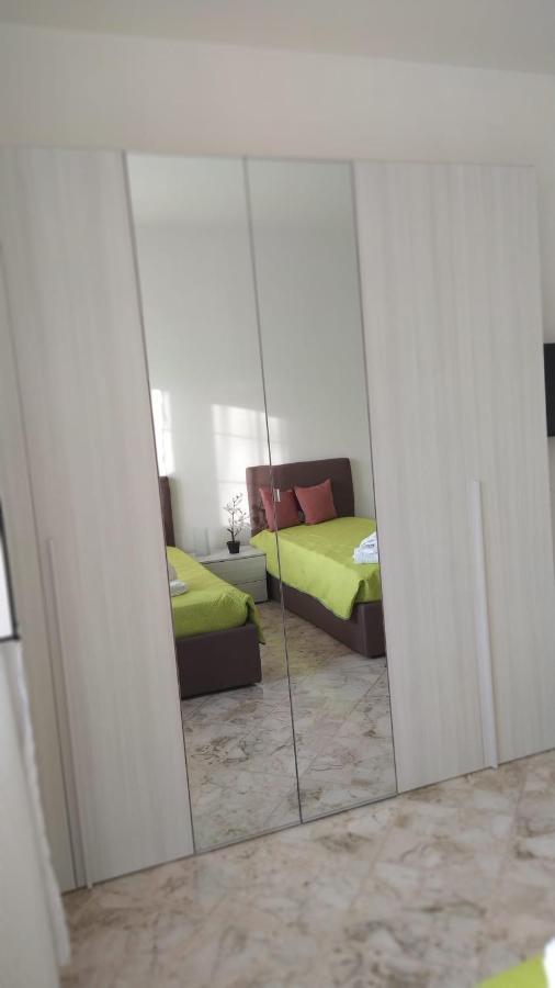 Appartement Malias à Bari Extérieur photo